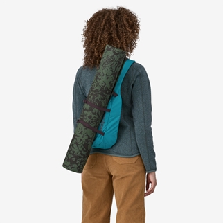 Patagonia Atom Sling 8L back